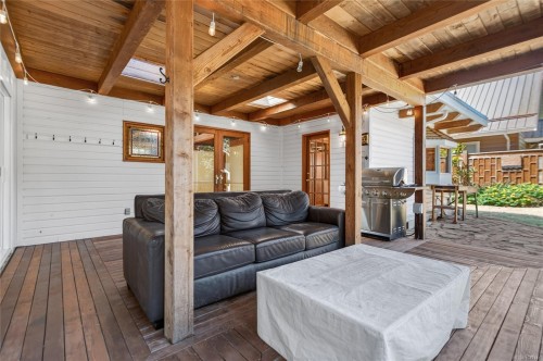 1162 Booth Rd Sw, Comox, BC 