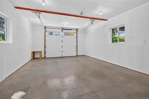 1162 Booth Rd Sw, Comox, BC 