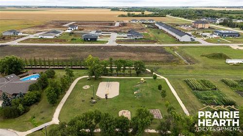 18 Ash Bay, Rosenort, MB 