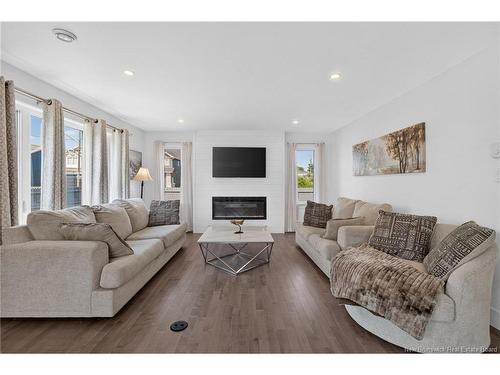 438 Maplehurst Dr, Moncton, NB 