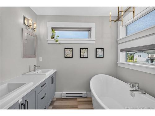 438 Maplehurst Dr, Moncton, NB 