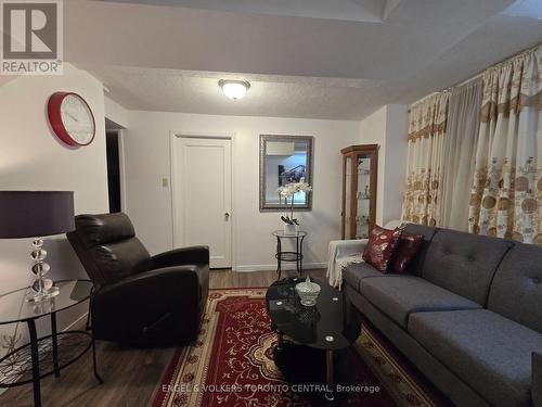 BSMT - 9 SHADEMASTER COURT , Toronto, Ontario M1B 1Y5 4