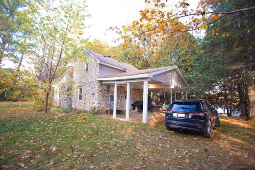 Extérieur - 320 Ch. Larose, Saint-Émile-De-Suffolk, QC 