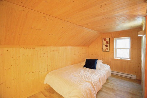 Chambre à coucher - 320 Ch. Larose, Saint-Émile-De-Suffolk, QC 