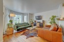 Salon - 9520 Rue Riverin, Brossard, QC 