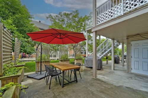 Terrasse - 9520 Rue Riverin, Brossard, QC 