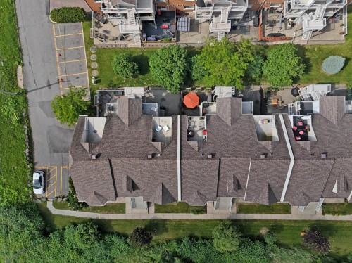 Photo aérienne - 9520 Rue Riverin, Brossard, QC 
