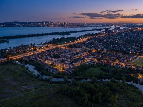 Photo aérienne - 9520 Rue Riverin, Brossard, QC 