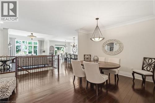 586 Maple Avenue, Burlington, ON - Indoor Photo Showing Dining Room
