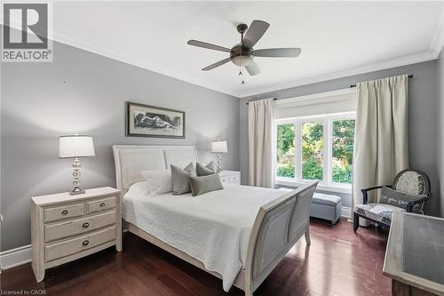 586 Maple Avenue, Burlington, ON - Indoor Photo Showing Bedroom