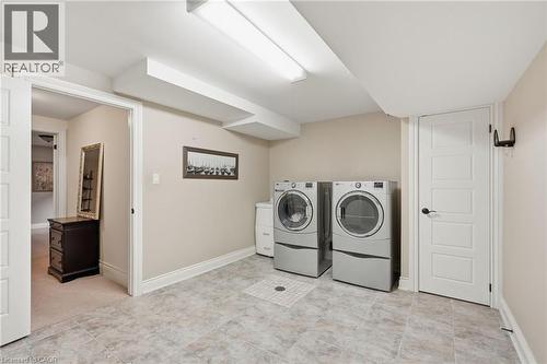586 Maple Avenue, Burlington, ON - Indoor Photo Showing Laundry Room