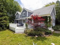 2 Fenwood Road  Halifax, NS B3N 1G8