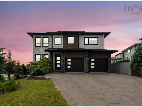 4 Crownridge Drive, Bedford, NS 