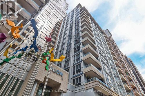 1028 - 250 WELLINGTON STREET W  Toronto, ON M5V 3P6