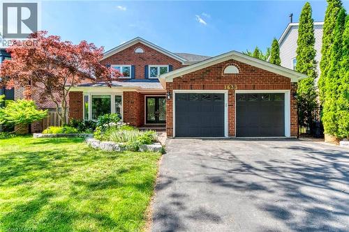1633 GREENBRIAR Drive  Oakville, ON L6M 1Y3