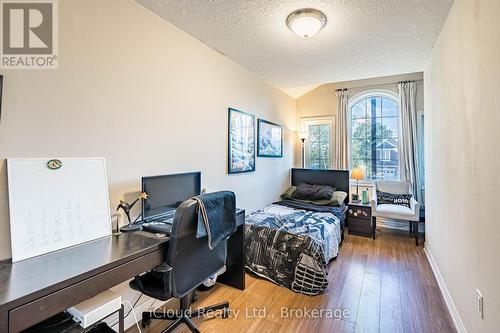 235 Mead Avenue, Hamilton, ON - Indoor Photo Showing Office