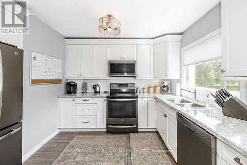31 Robern Avenue, Tiny, ON 