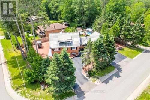 31 Robern Avenue, Tiny, ON 