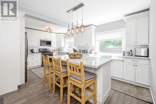 31 Robern Avenue, Tiny, ON 