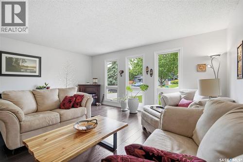 233 Sturgeon Place, Saskatoon, SK 