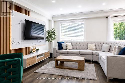 3974 Stardust Drive, Mississauga, ON 