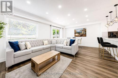 3974 Stardust Drive, Mississauga, ON 