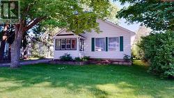 Welcome to 621 11th St West - 
