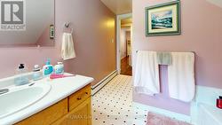 3pc 2nd Floor Bathroom - 