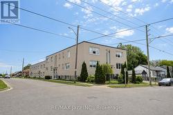 6 - 249 DREW STREET Oshawa (Central), ON L1H 5A6