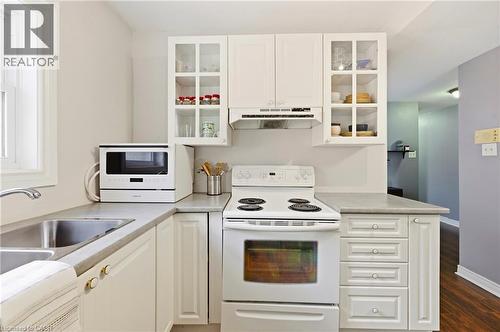 836 Concession Street Unit# 310, Hamilton, ON - Indoor Photo Showing Kitchen