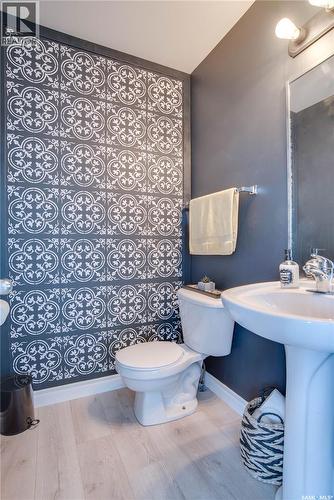 223 Rutherford Crescent, Saskatoon, SK 