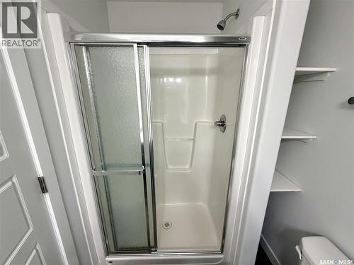 2043 Broder Street, Regina, SK - Indoor Photo Showing Bathroom