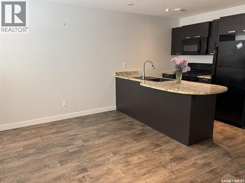2043 Broder Street, Regina, SK - Indoor Photo Showing Kitchen