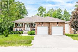 54 ROYAL BEECH DRIVE  Wasaga Beach, ON L9Z 1H3