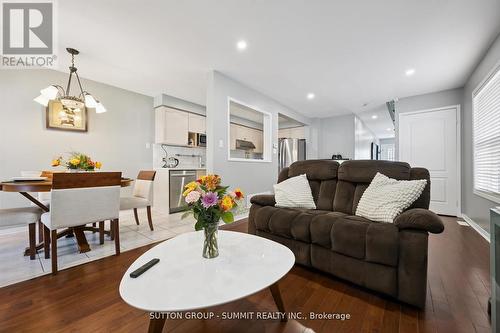 7297 Frontier Ridge, Mississauga, ON 