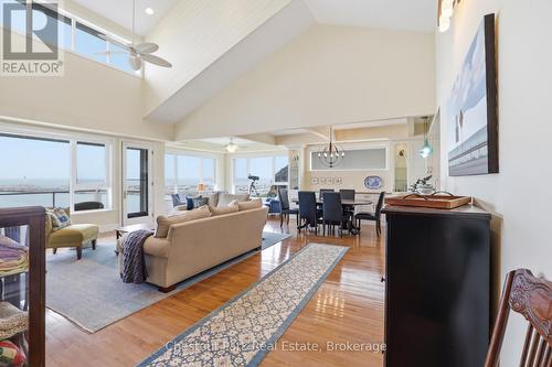 504 Mariners Way, Collingwood, ON 