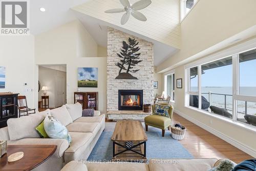 504 Mariners Way, Collingwood, ON 