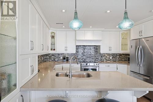 504 Mariners Way, Collingwood, ON 