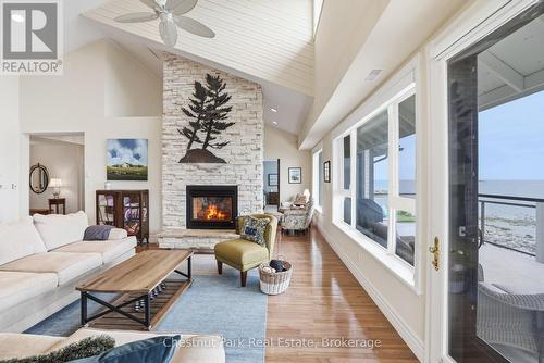 504 Mariners Way, Collingwood, ON 