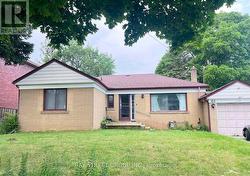 64 SHILTON ROAD Toronto, ON M1S 2J7