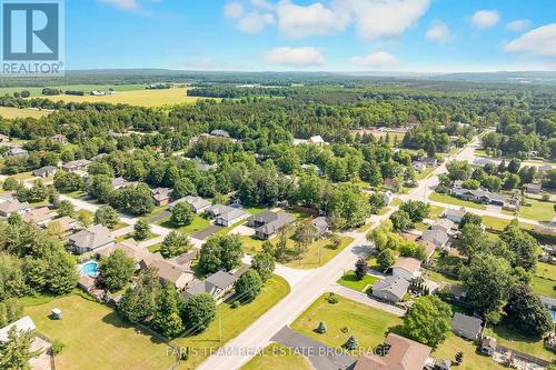 7 Reynolds Road, Tiny, ON 