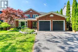 1633 GREENBRIAR DRIVE Oakville, ON L6M 1Y3