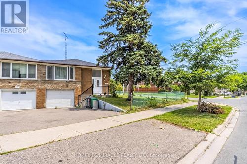 7187 Darcel Avenue, Mississauga, ON 