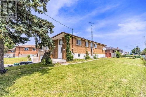 7187 Darcel Avenue, Mississauga, ON 