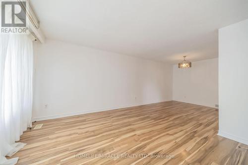 7187 Darcel Avenue, Mississauga, ON 