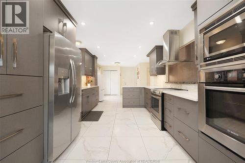 1075 Stoneybrook, Windsor, ON 
