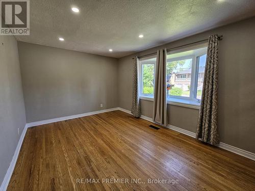 Main & 2Nd - 31 Compton Crescent, Toronto, ON 