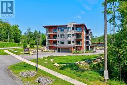 104 - 23 CAMPUS TRAIL Huntsville (Chaffey), ON P1H 0G1
