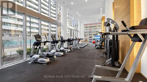 Th122 - 29 Queens Quay E, Toronto, ON 