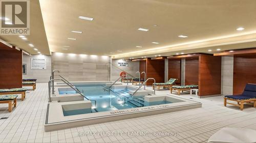 Th122 - 29 Queens Quay E, Toronto, ON 